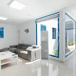 וילה Botanica - Spacious, Heated Pool And Bbq, Sunny Terrace, Garden & Mountain Views