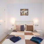 Botanica - Spacious, Heated Pool And Bbq, Sunny Terrace, Garden & Mountain Views Villa