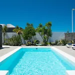 Botanica - Spacious, Heated Pool And Bbq, Sunny Terrace, Garden & Mountain Views
