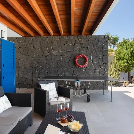Botanica - Spacious, Heated Pool And Bbq, Sunny Terrace, Garden & Mountain Views * 普拉亚布兰卡