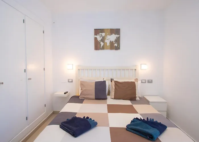 Botanica - Spacious, Heated Pool And Bbq, Sunny Terrace, Garden & Mountain Views 빌라