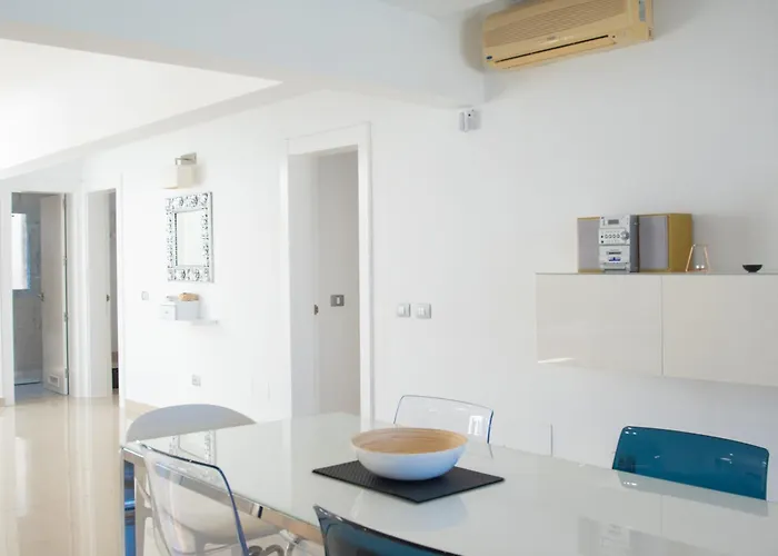 Villa Botanica - Spacious, Heated Pool And Bbq, Sunny Terrace, Garden & Mountain Views Playa Blanca