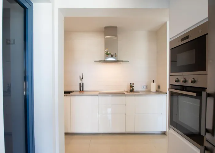 Botanica - Spacious, Heated Pool And Bbq, Sunny Terrace, Garden & Mountain Views Playa Blanca