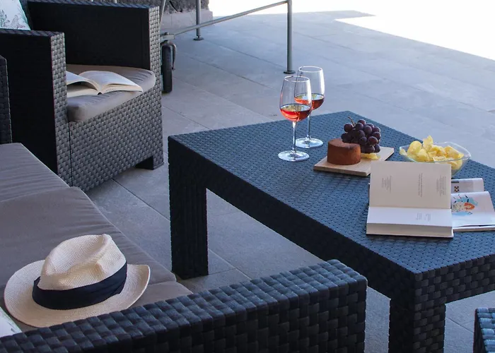 Botanica - Spacious, Heated Pool And Bbq, Sunny Terrace, Garden & Mountain Views Playa Blanca