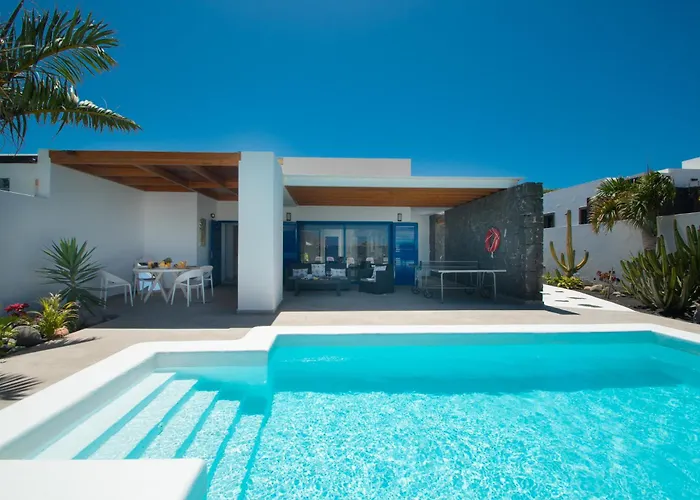 Botanica - Spacious, Heated Pool And Bbq, Sunny Terrace, Garden & Mountain Views 빌라